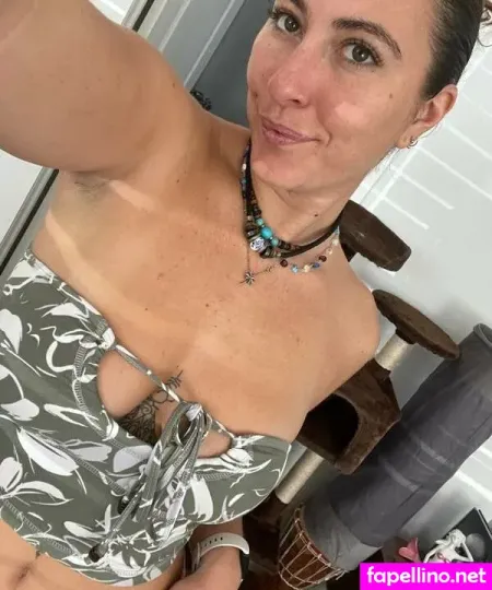 Mermaid Baby OnlyFans Thumbnail #T8y3iDMWg4