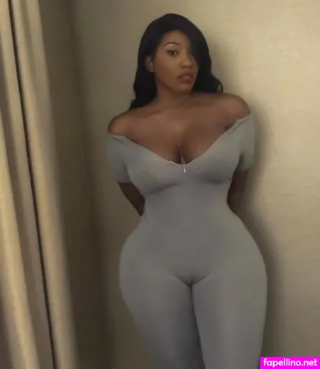 Mermaid Monroe OnlyFans Thumbnail #c2grZWkz7r