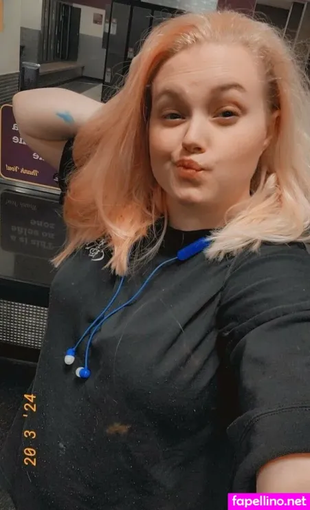 Mermaid414 OnlyFans Thumbnail #obUA9pWFrj