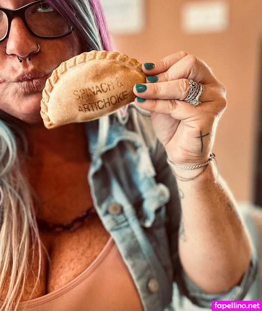 amythemermaidx, mermaidxchimney Nude Leaked OnlyFans Photo #jN1BTL895c