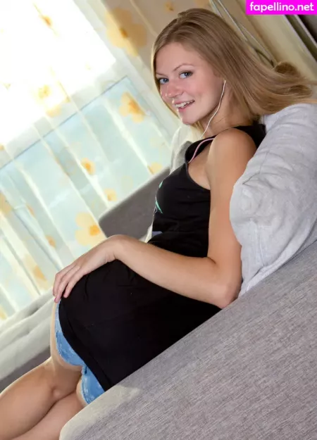 Merry Pie OnlyFans Thumbnail #MUX4iHPF4R