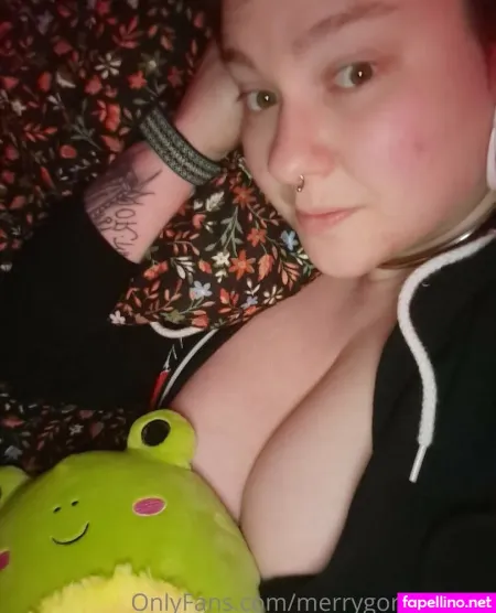 Merrygoroundsex OnlyFans Thumbnail #dOTOI9w7Z5