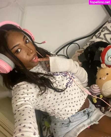 Meruhart666 OnlyFans Thumbnail #0ufVKFeXQa