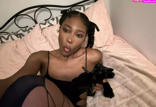 Meruhart666 OnlyFans Thumbnail #1jBifMp72A