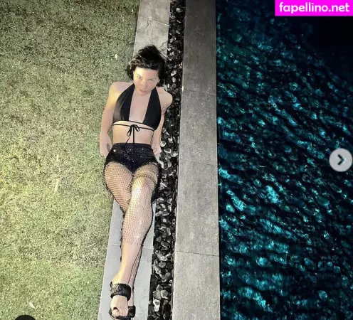 Merve Bolugur OnlyFans Thumbnail #Un26CgUGqd