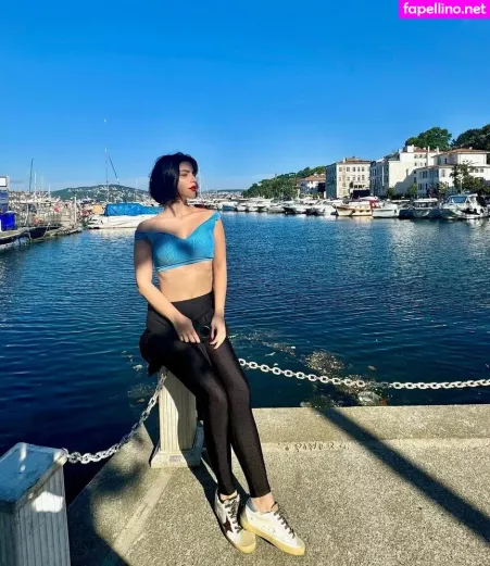 Merve Bolugur OnlyFans Thumbnail #rNDwhUBMHw