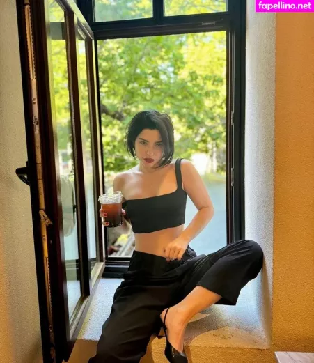 Merve Bolugur OnlyFans Thumbnail #vlN1O1s1LU