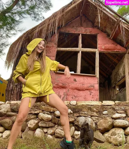 Merve Elmas OnlyFans Thumbnail #ER3lCskXkf