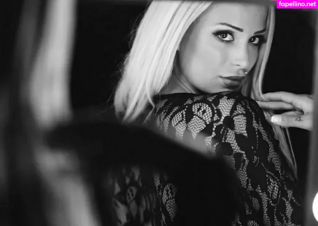 Merve Sanay OnlyFans Thumbnail #fyw9ujKrxE