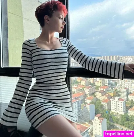 Mervepery OnlyFans Thumbnail #1hBLkWkudd