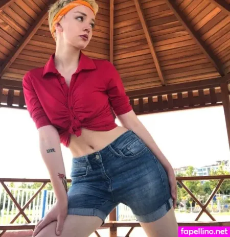 Mervepery OnlyFans Thumbnail #Yvi8ZkFcd9