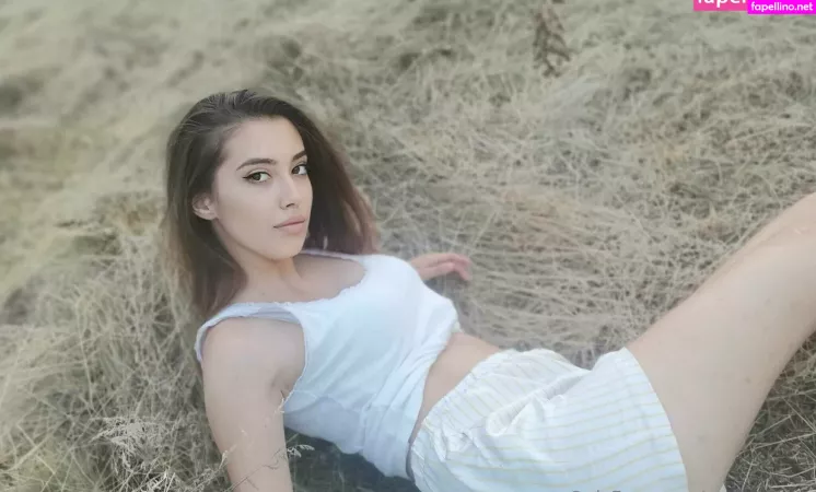 Meryconlae OnlyFans Thumbnail #TiFhSm6g7z