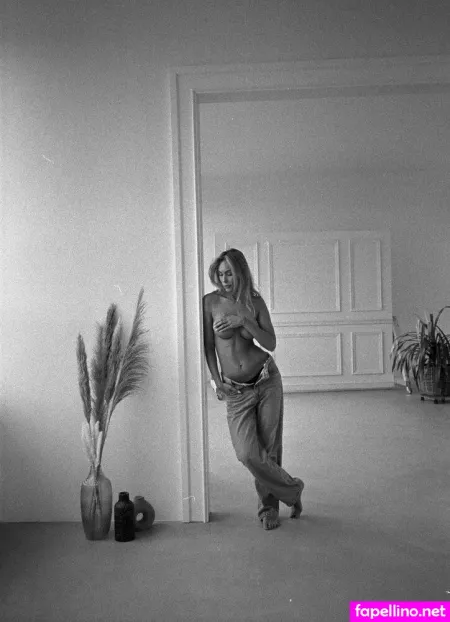 Merzedesz OnlyFans Thumbnail #AP4W09zmiy