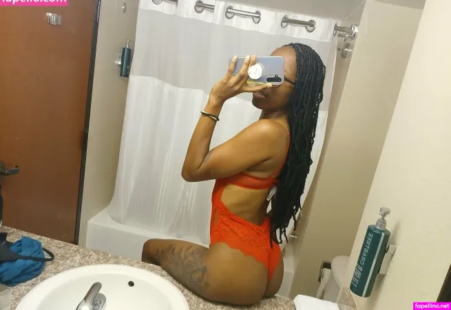 Meshellcums OnlyFans Thumbnail #qA2tgiqLbi