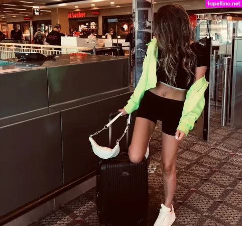 Meshi Malka OnlyFans Thumbnail #M3VrJudZwt