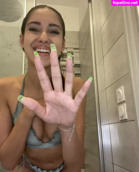 Messrineee OnlyFans Thumbnail #qVVQE1DTDg