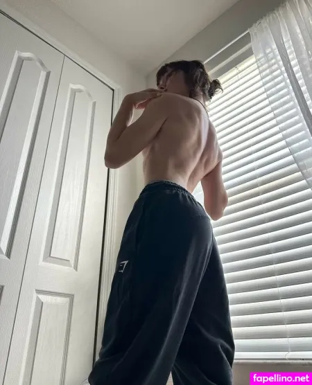Mewnii 1 OnlyFans Thumbnail #a1Dk1zeDeC