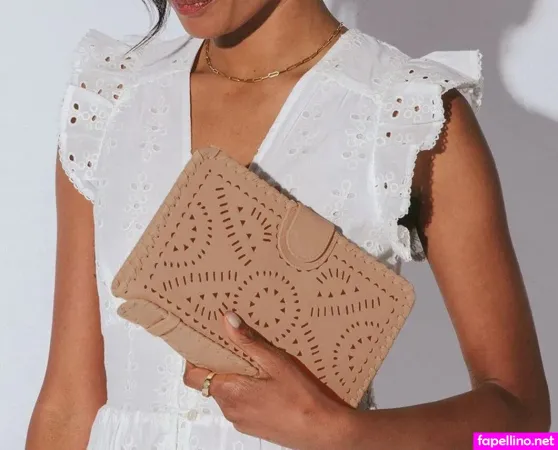 Mexicana OnlyFans Thumbnail #KZ2dYtDnq4