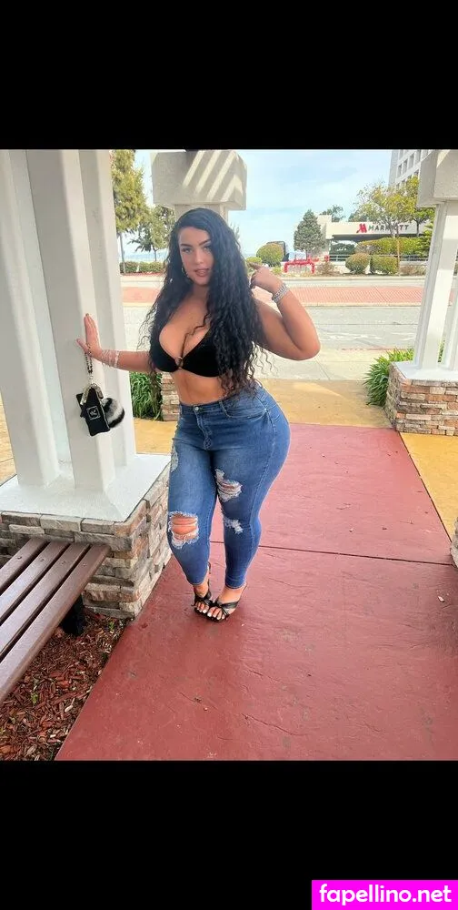 Rachael Levy, mfpattycakee, pattyymfcakee, rayrayisbetter Nude Leaked OnlyFans Photo #3ObrBdBY4w