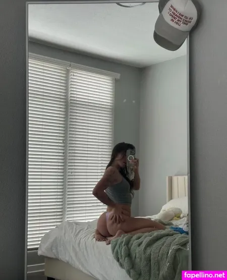 Mhwwiesman OnlyFans Thumbnail #YAK6uxlypP