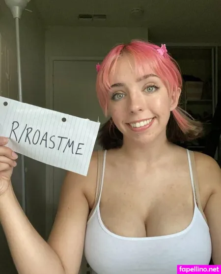 Mia Applez OnlyFans Thumbnail #6o0TMQILoe