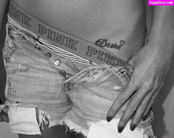 Mia Bar OnlyFans Thumbnail #lQ8qdkiKmS