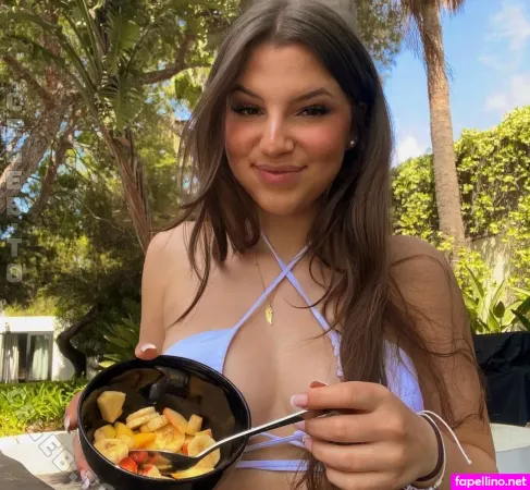 Mia Bender OnlyFans Thumbnail #QrnwCZeyyz