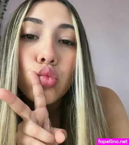 Mia Bosman OnlyFans Thumbnail #KDaE1hV1AX