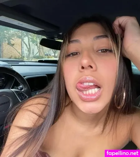 Mia Bosman OnlyFans Thumbnail #SX6I5sRNek