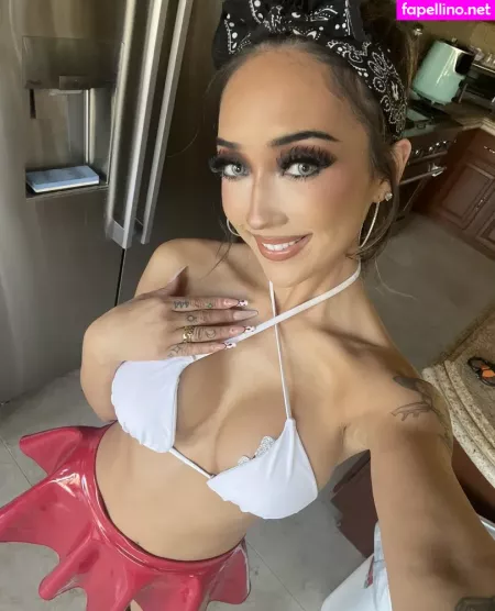 Mia Bunny OnlyFans Thumbnail #HwwOyOTpGg