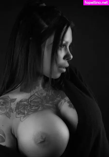 Mia Cherry 1 OnlyFans Thumbnail #p2Mxv9HGch