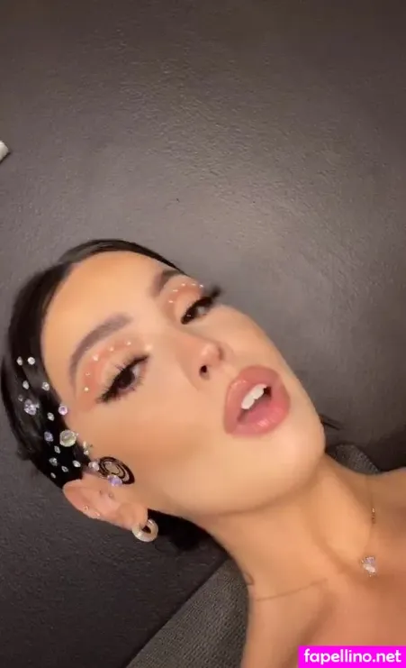 Mia Flippo OnlyFans Thumbnail #6z5KPXsjWW