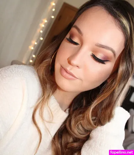 Mia Flippo OnlyFans Thumbnail #qkS5dePMg1