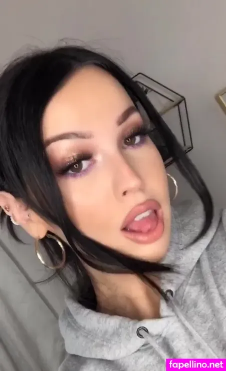 Mia Flippo OnlyFans Thumbnail #v9VYoddH5Z