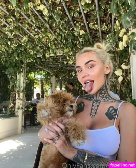 Mia Foxybae OnlyFans Thumbnail #OMG0zKzK40