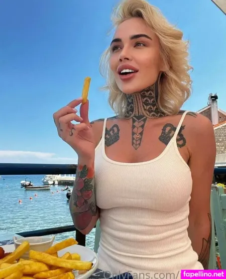 Mia Foxybae OnlyFans Thumbnail #Y0UYyTsetH