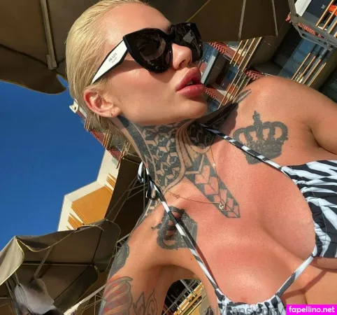 Mia Foxybae OnlyFans Thumbnail #mhkWFS1nAI