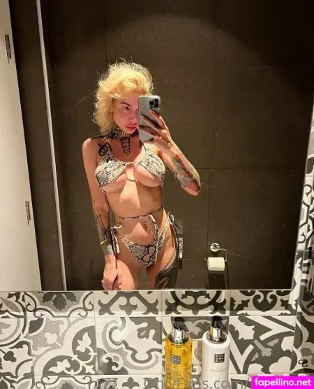 Mia Foxybae OnlyFans Thumbnail #mvLvnFmUKV