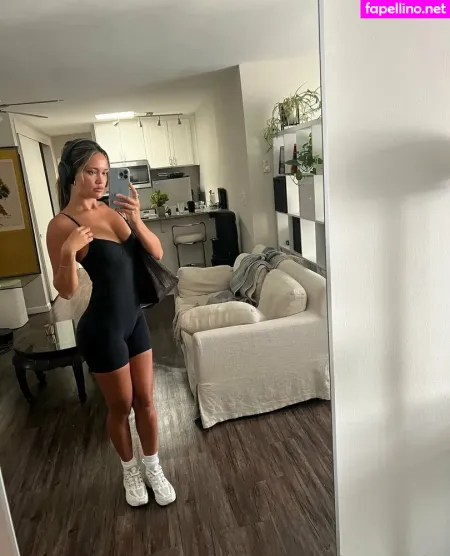 Mia Gibbs OnlyFans Thumbnail #jOLxHD9wNT