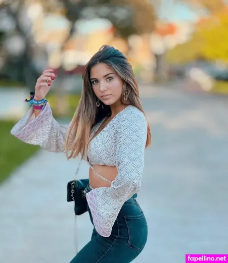Mia Gomes OnlyFans Thumbnail #6UC5u9YpR0