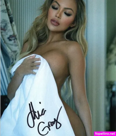 Mia Gray OnlyFans Thumbnail #73zGyUYbRc