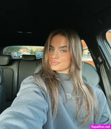 Mia Green OnlyFans Thumbnail #0zqyejIysW