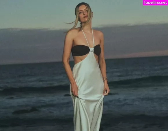 Mia Healey OnlyFans Thumbnail #gGGoq6DcPn