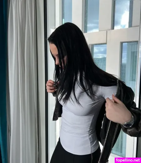 Mia Hunold OnlyFans Thumbnail #qJQkol8vSz