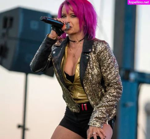 Mia Julia Brueckner OnlyFans Thumbnail #j57LzOO0UK
