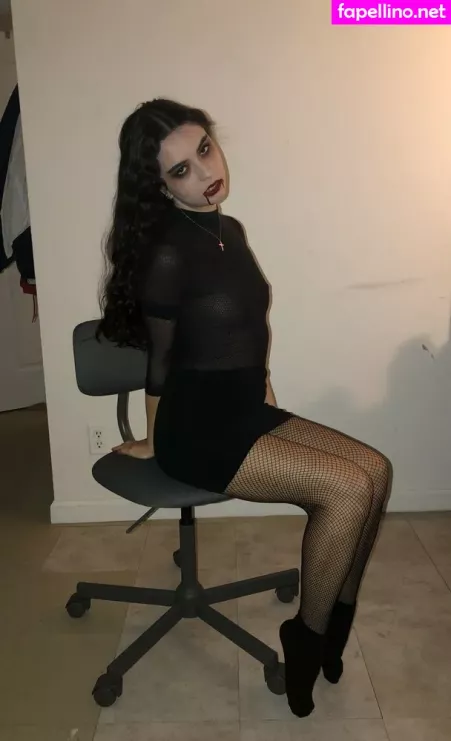 Mia Kerin OnlyFans Thumbnail #bufqBtOV46