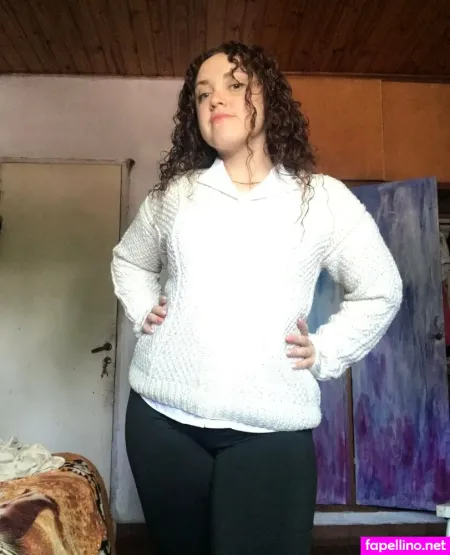 Mia Kiss You OnlyFans Thumbnail #HUqvEE24Rd