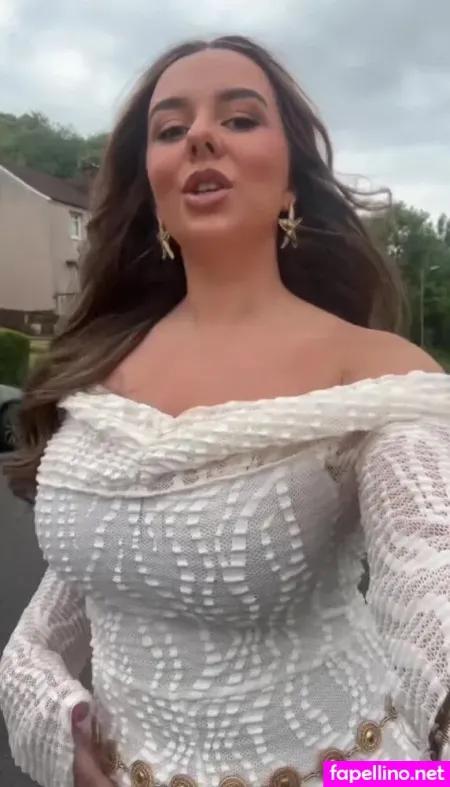 Mia Lapsley OnlyFans Thumbnail #BM1eTwggCD