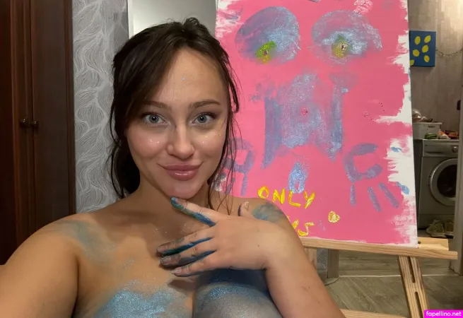 Mia Love Vip OnlyFans Thumbnail #D3ZnsRHePV