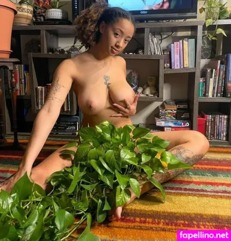 Mia Love OnlyFans Thumbnail #86Xd0dPLkO